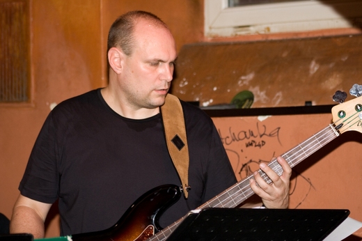 baskytarista Petr Stehlík